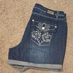 Earl Jeans Dark Blue Cropped Jeans with Embellished Pocket